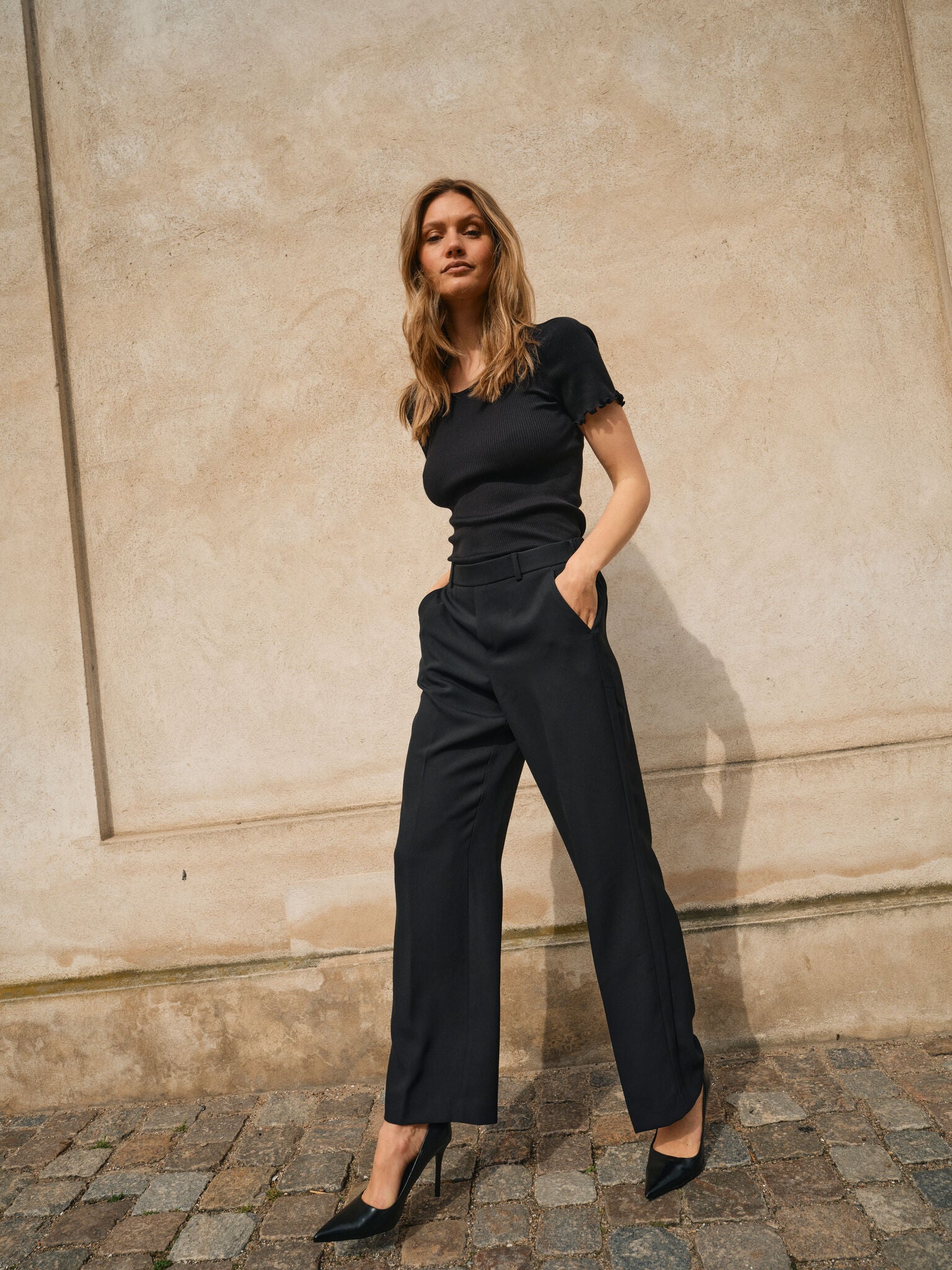 Modelshot / Black / Detail